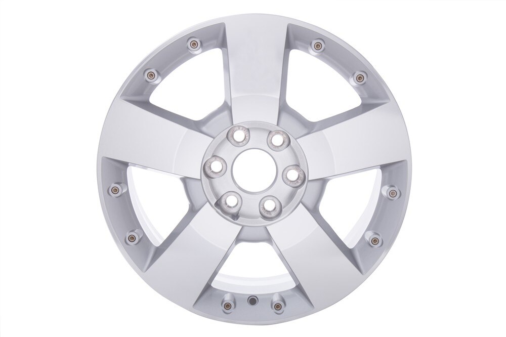 GM Genuine Parts Ultra Bright Chrome 19x7.5 Aluminum Wheel