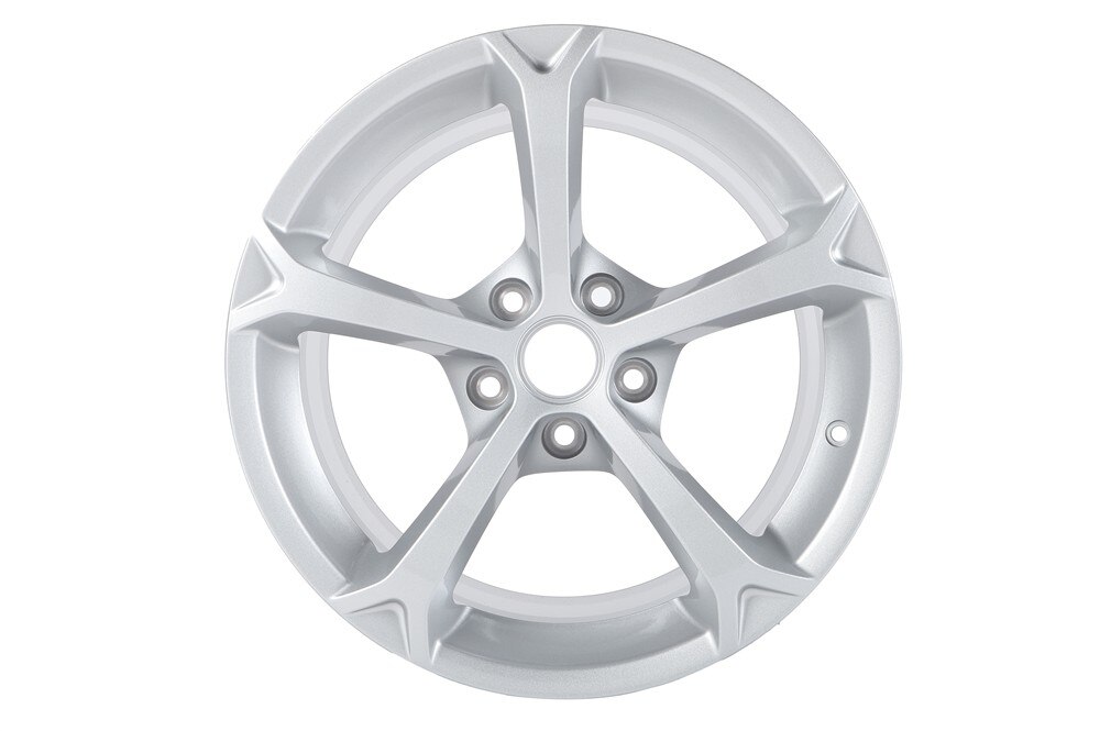 GM Genuine Parts Sparkle Silver 18x9.5 Front Wheel