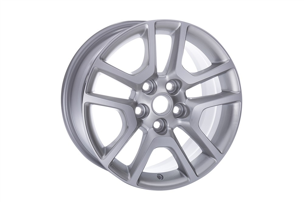 GM Genuine Parts 17x8 Wheel