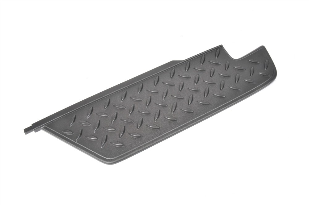 GM Genuine Parts Rear Passenger Side Bumper Step Pad