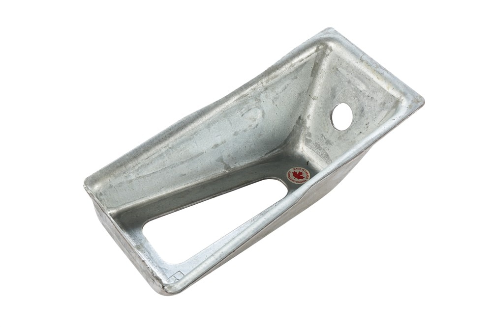 GM Genuine Parts Front Passenger Side Shock Absorber Lower Bracket