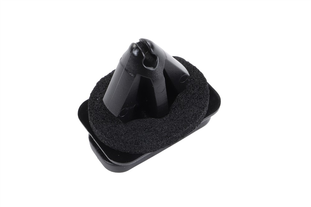 GM Genuine Parts Front Wheel Opening Molding Retainer