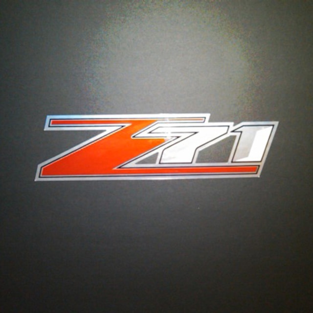 Pickup Box Decal Package in Chrome with Z71 Logo