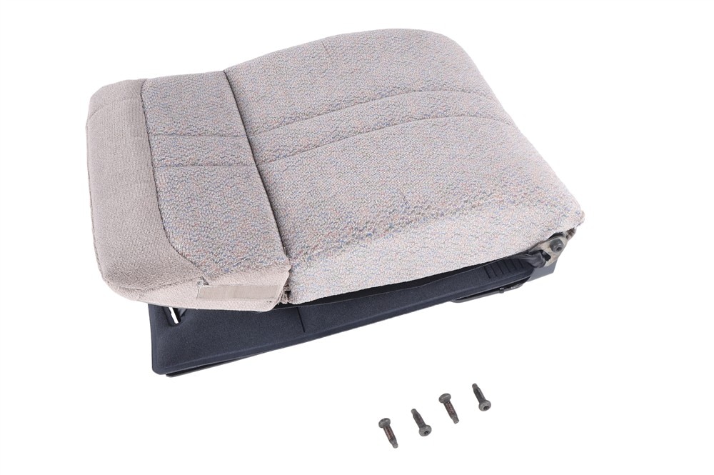 GM Genuine Parts Neutral Child Seat
