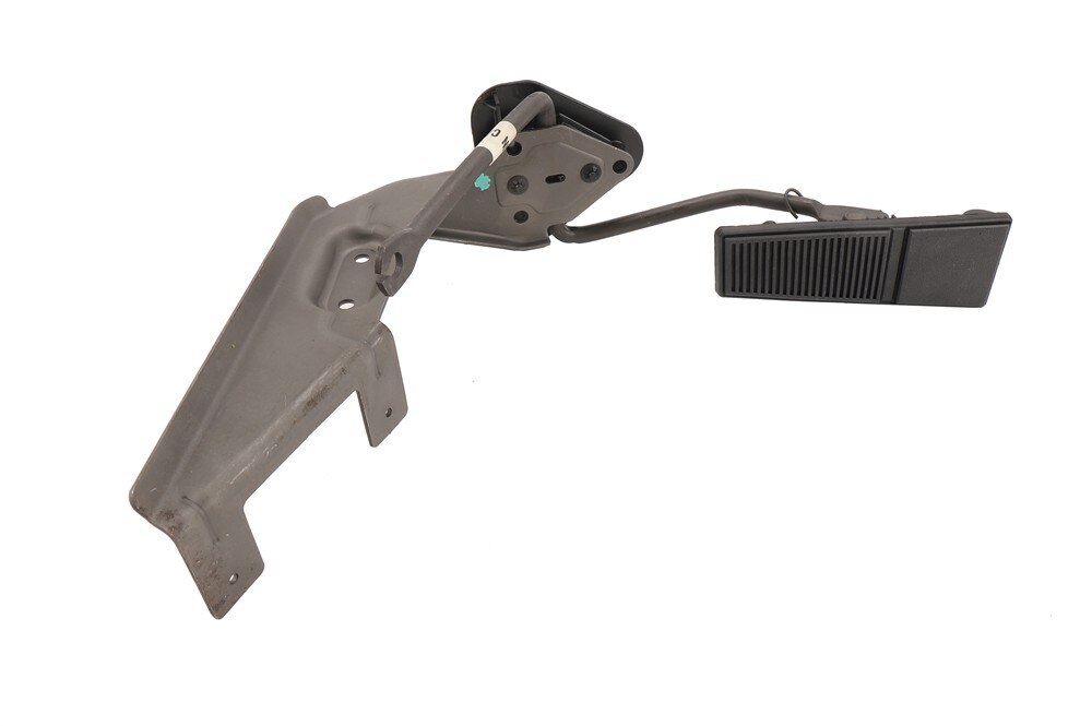 GM Genuine Parts Accelerator Pedal