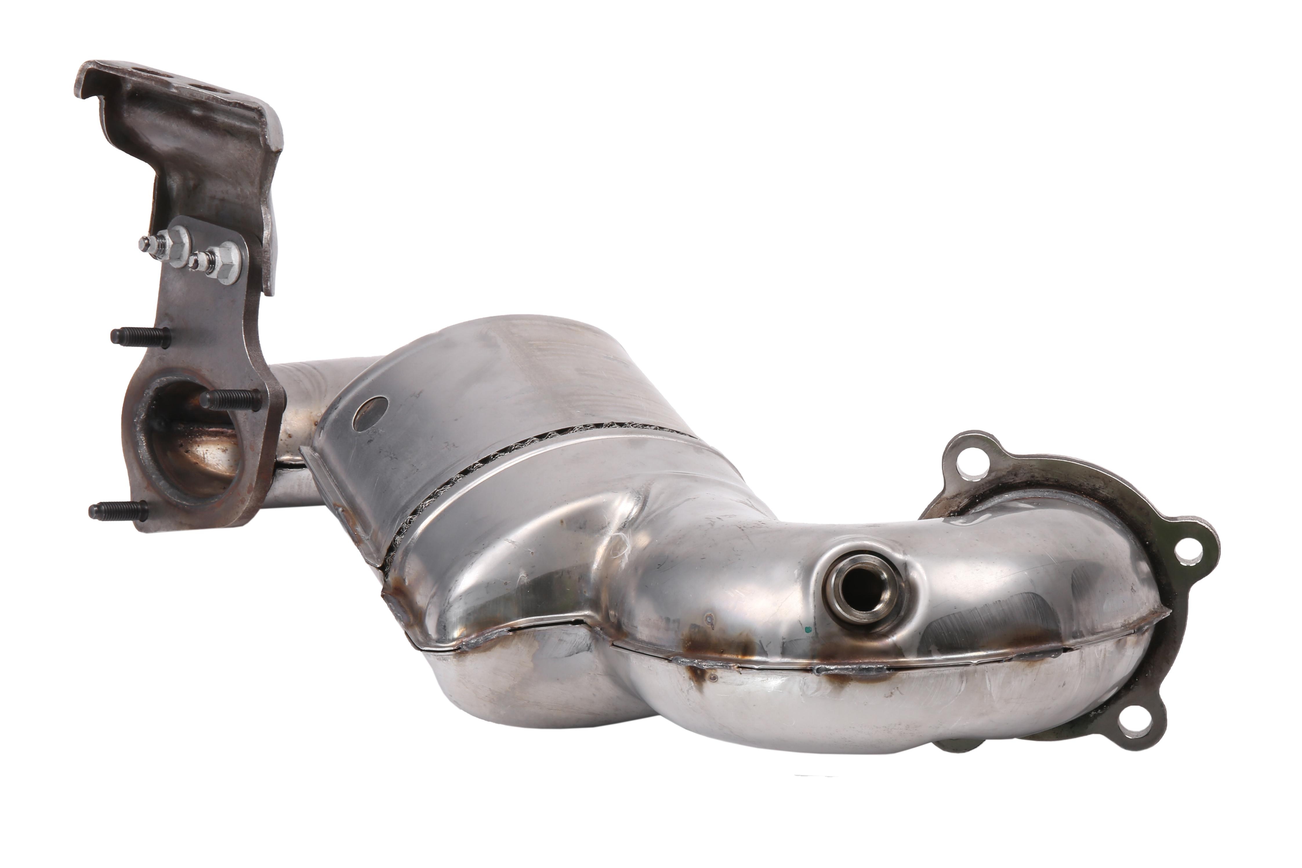 GM Genuine Parts 3-Way Catalytic Converter with Bracket, Studs, and Nuts