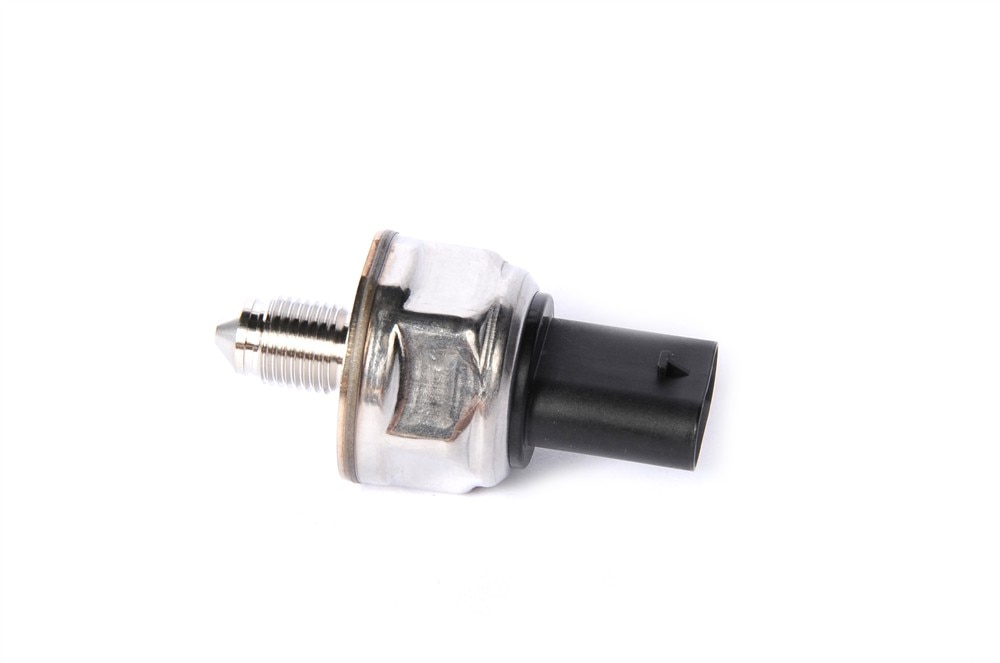 GM Genuine Parts Fuel Injection Fuel Rail Pressure Sensor