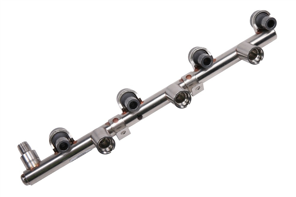 GM Genuine Parts Passenger Side Fuel Injection Fuel Rail