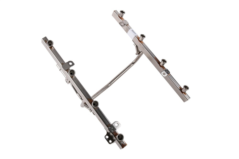 GM Genuine Parts Fuel Injector Rail (Programming Required)