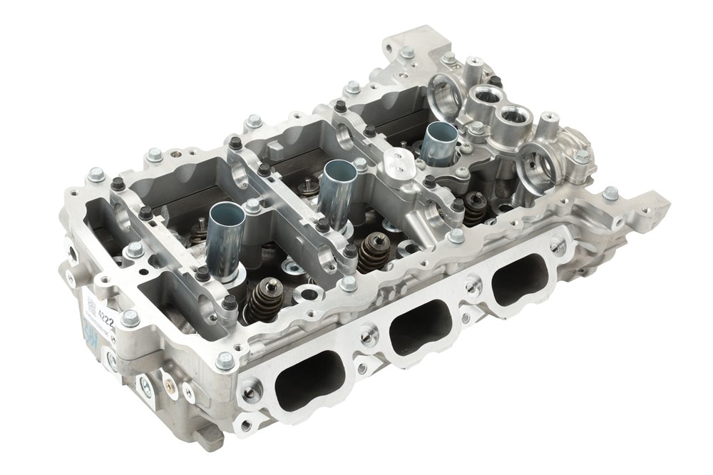 GM Genuine Parts Driver Side Cylinder Head with Valves