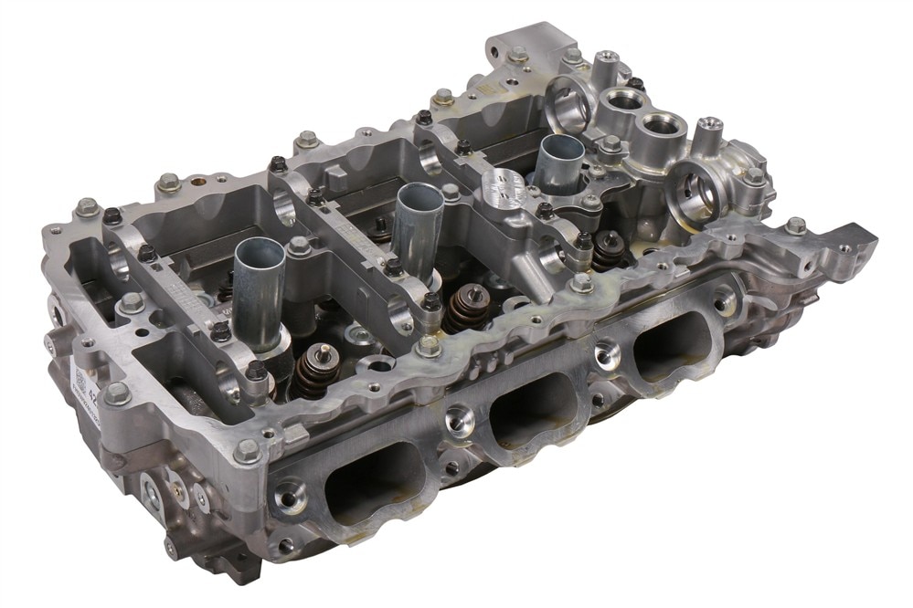 GM Genuine Parts Driver Side Cylinder Head