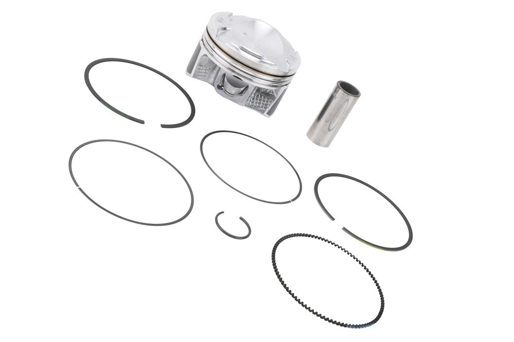GM Genuine Parts Piston Kit with Pin, Rings, and Retainers (Right)