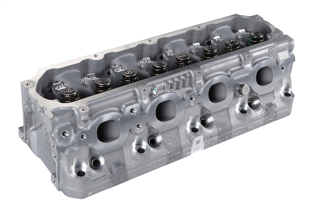 GM Genuine Parts Cylinder Head with Valves