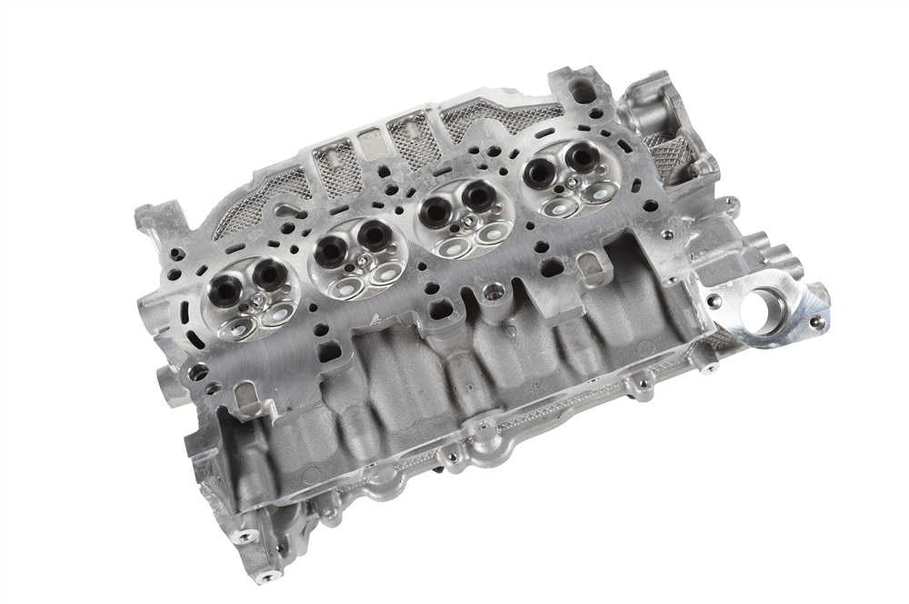 GM Genuine Parts Cylinder Head with Valves