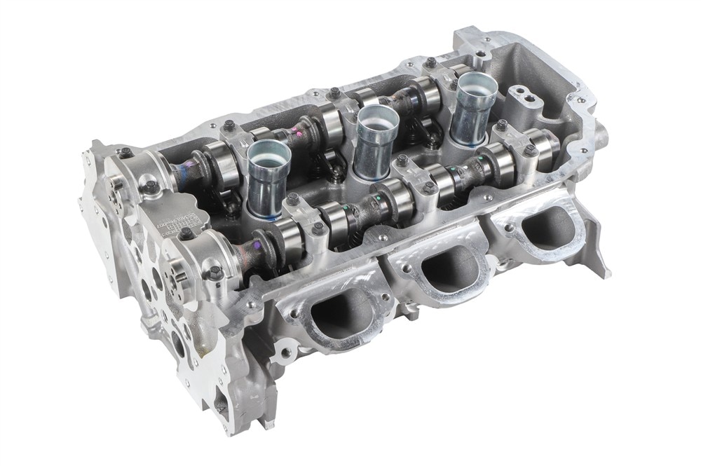 GM Genuine Parts Passenger Side Cylinder Head with Valves