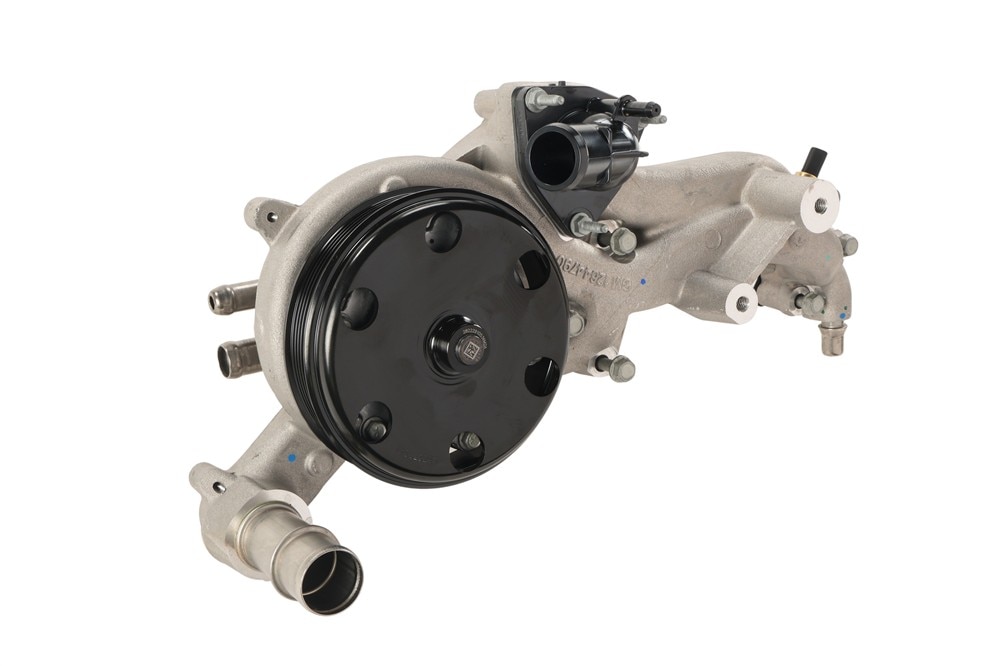 GM Genuine Parts Water Pump with Manifold