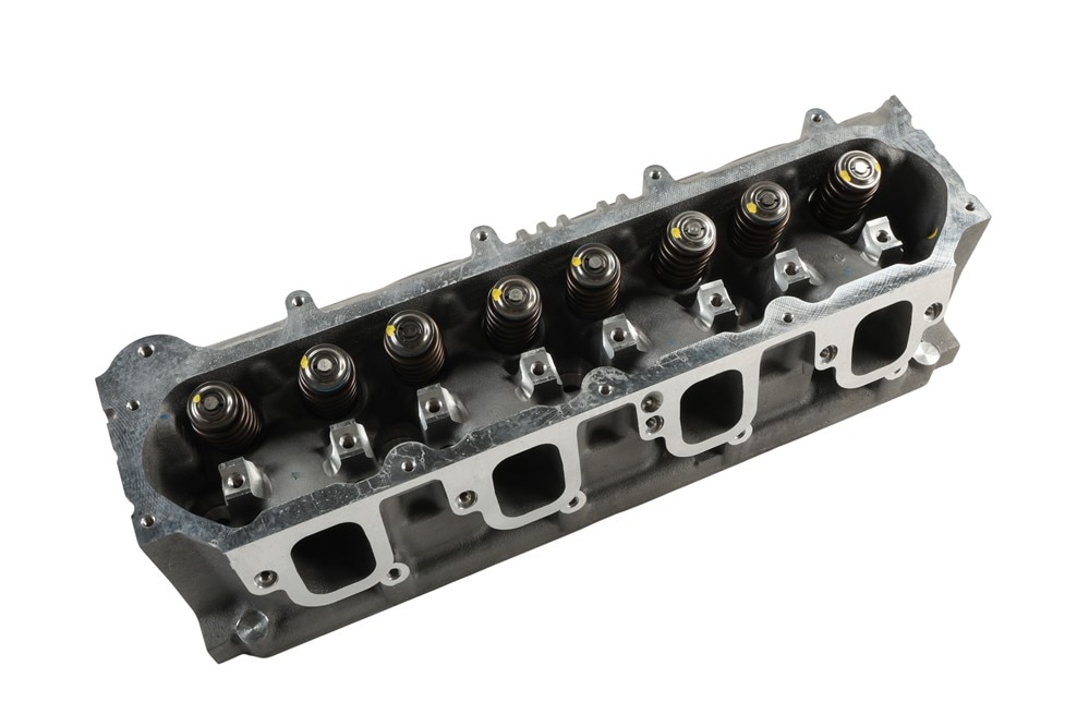 GM Genuine Parts Cylinder Head with Valves