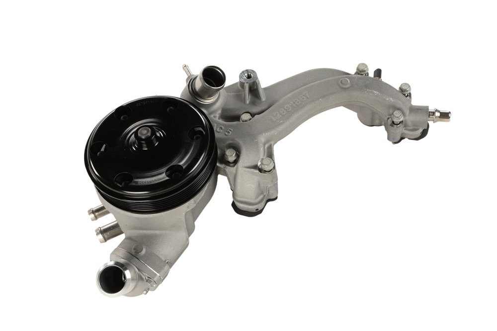 GM Genuine Parts Water Pump with Manifold