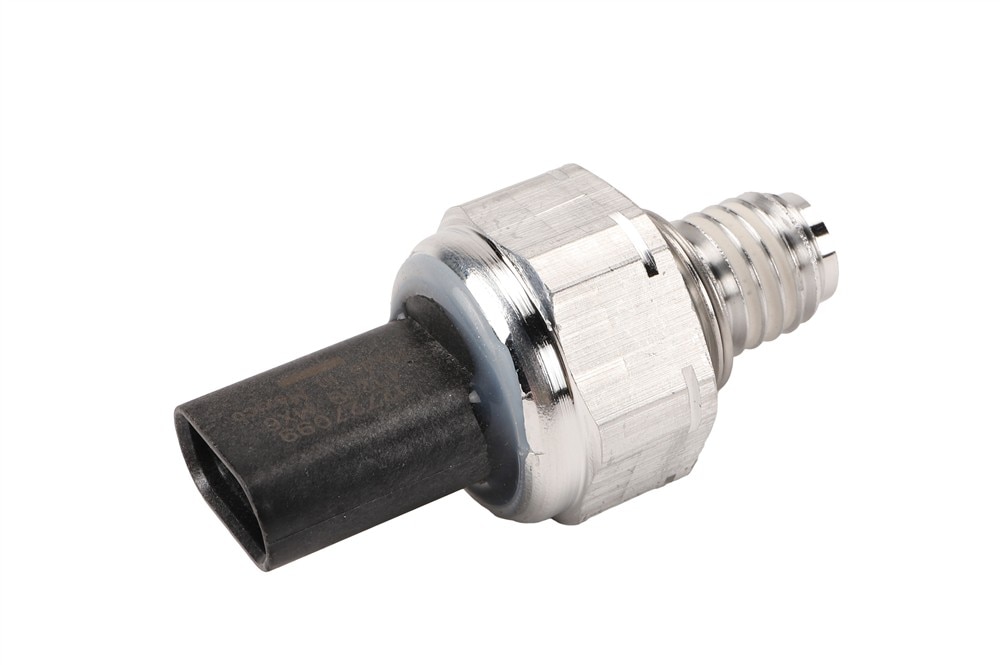 GM Genuine Parts Engine Oil Pressure Sensor