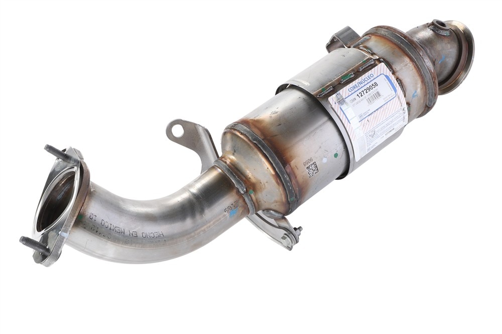 GM Genuine Parts Warm Up Three-Way Catalytic Converter with Exhaust Pipe