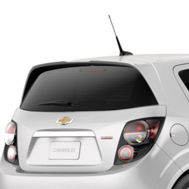 Flush-Mounted Spoiler Kit in Primer