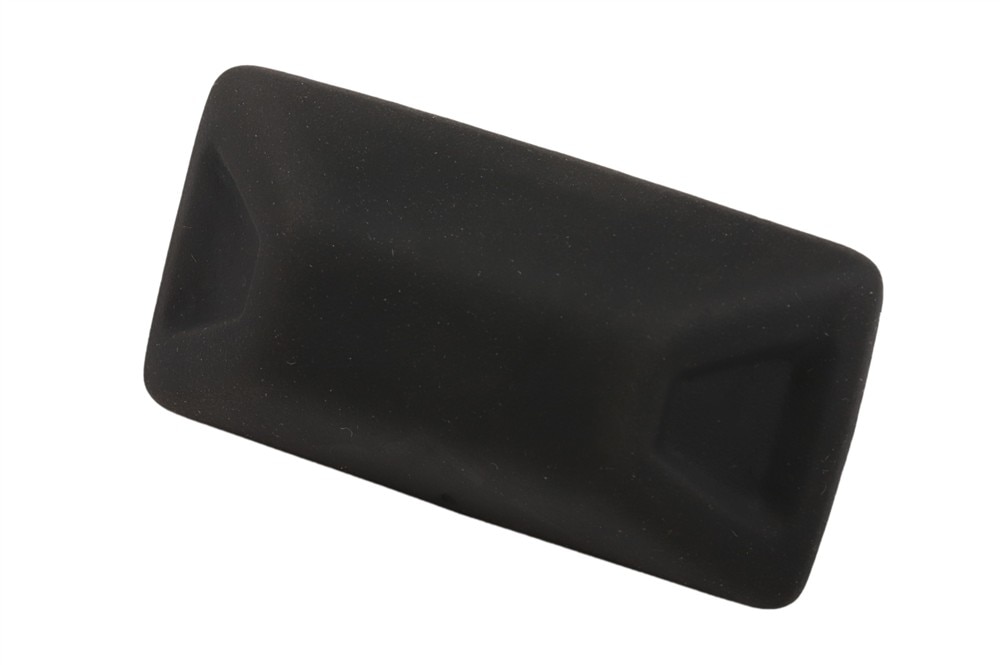 GM Genuine Parts Jet Black Luggage Shade Bumper