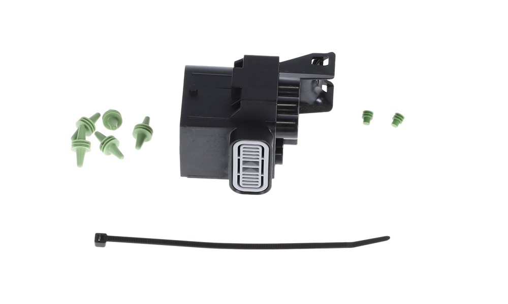 GM Genuine Parts Forward Lamp Wiring Harness Connector