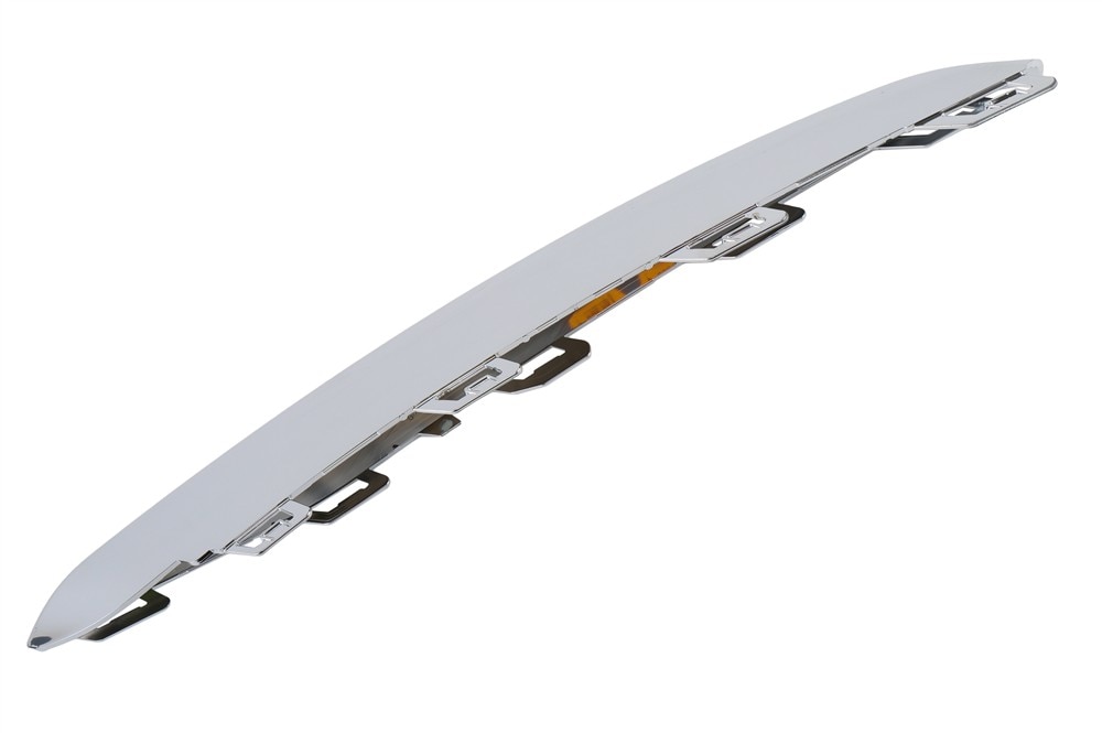 GM Genuine Parts Bumper Cover Molding