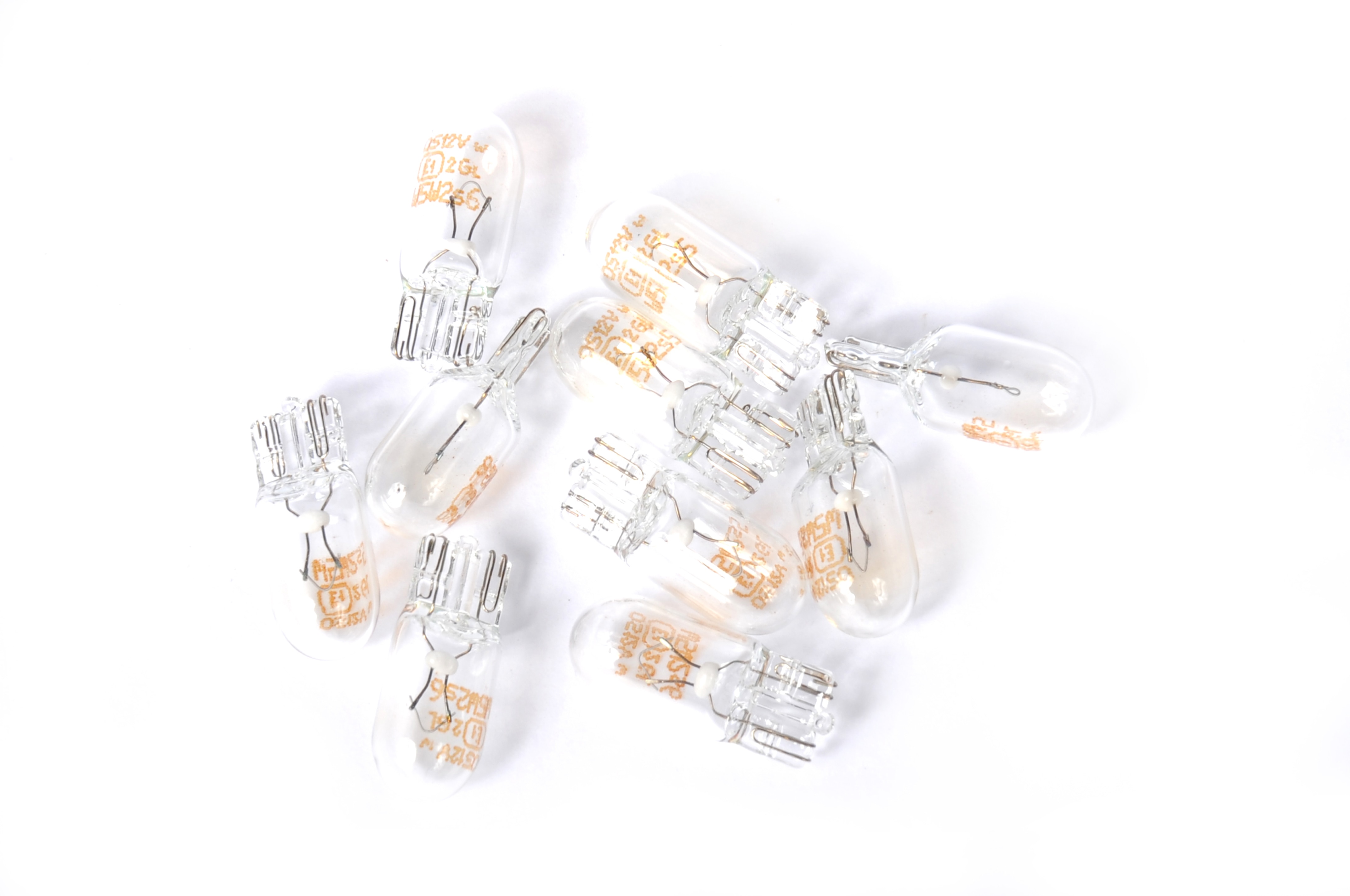 GM Genuine Parts Incandescent Multi-Purpose Light Bulb