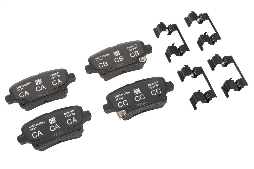 GM Genuine Parts Rear Disc Brake Pad Set with Clips