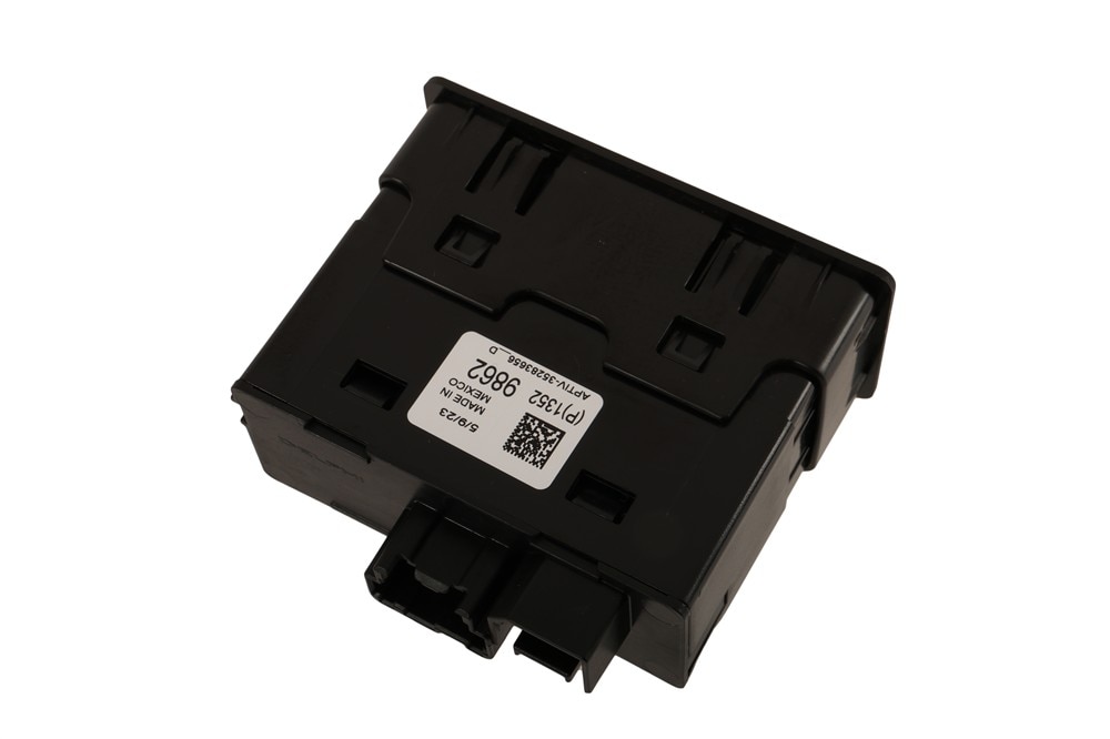 GM Genuine Parts Black Audio Player, USB, Auxiliary In, and Memory