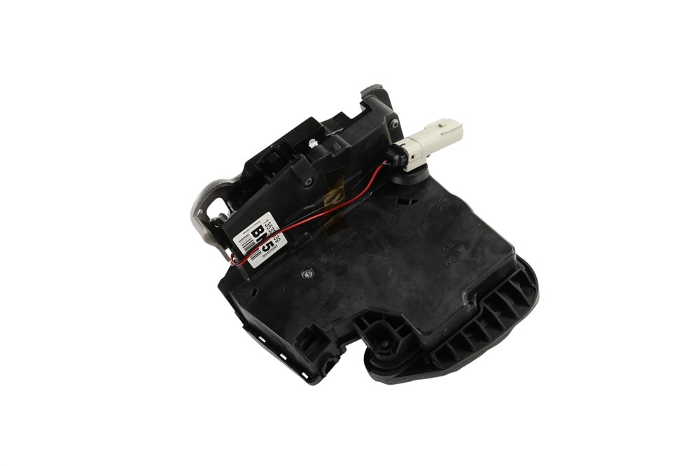 GM Genuine Parts Front Passenger Side Door Latch | 13533639 | GM Parts