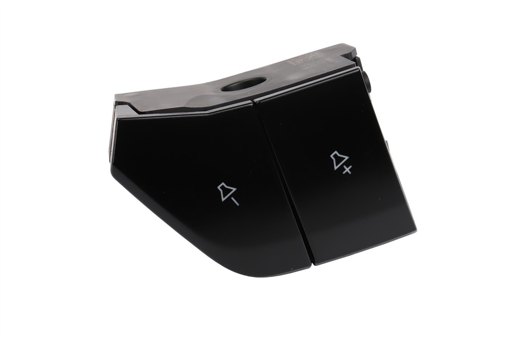 GM Genuine Parts Black Radio Volume Switch (Right)