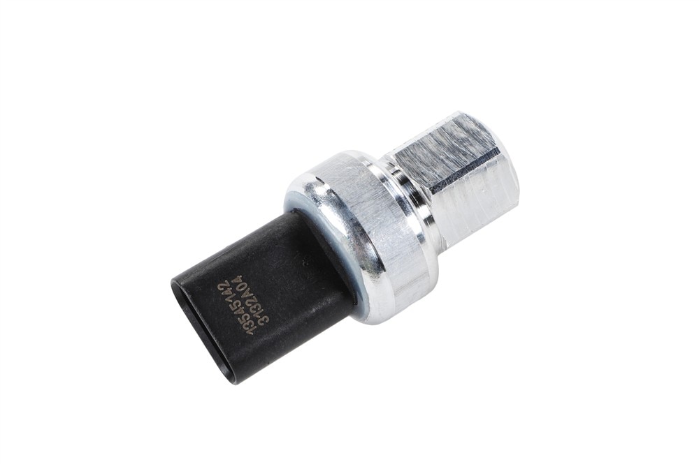 GM Genuine Parts Air Conditioning Refrigerant Pressure Sensor