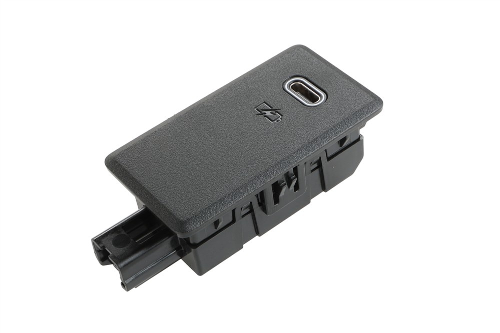 GM Genuine Parts Jet Black USB Receptacle