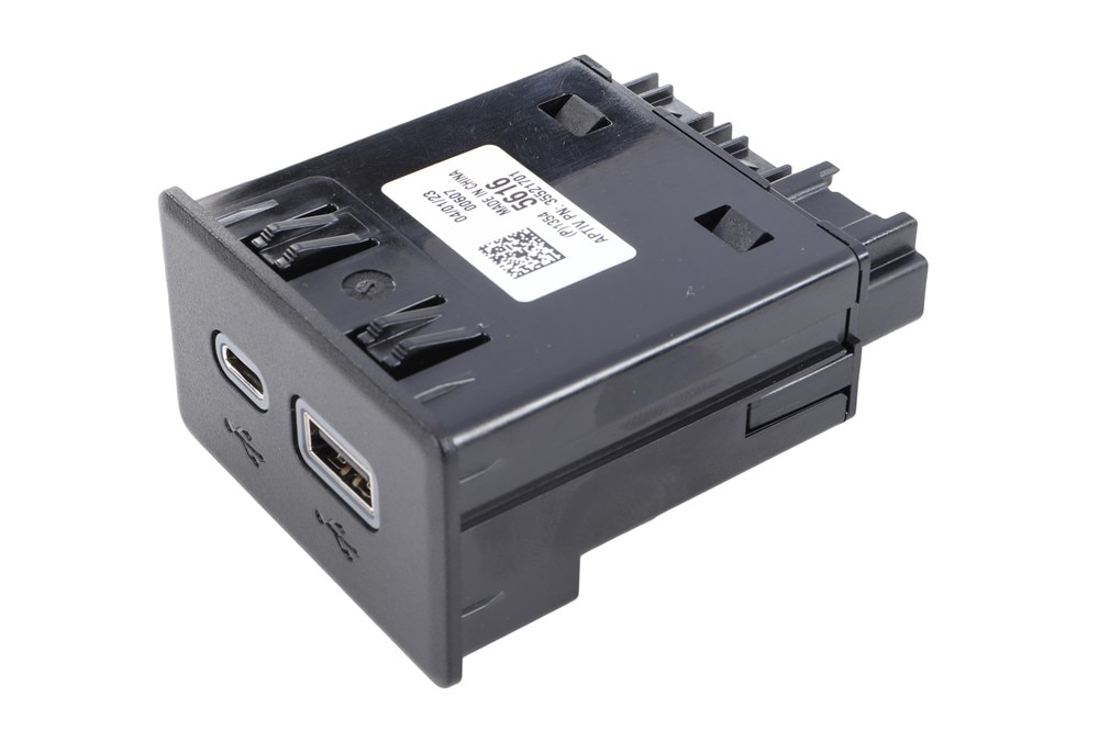 GM Genuine Parts Black USB 2 Port Receptacle