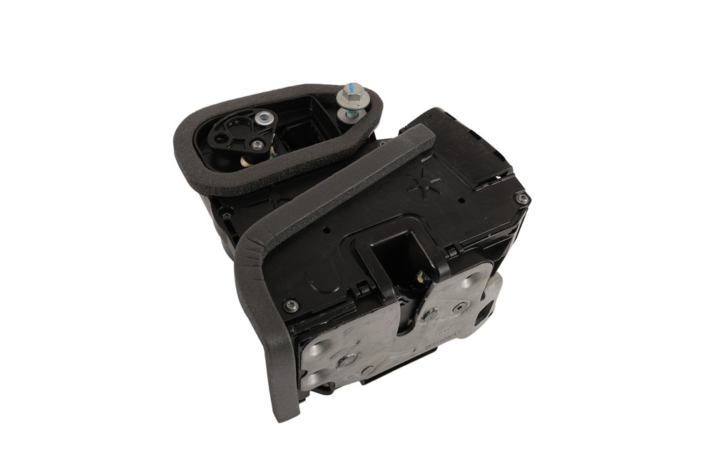 GM Genuine Parts Front Driver Side Door Latch
