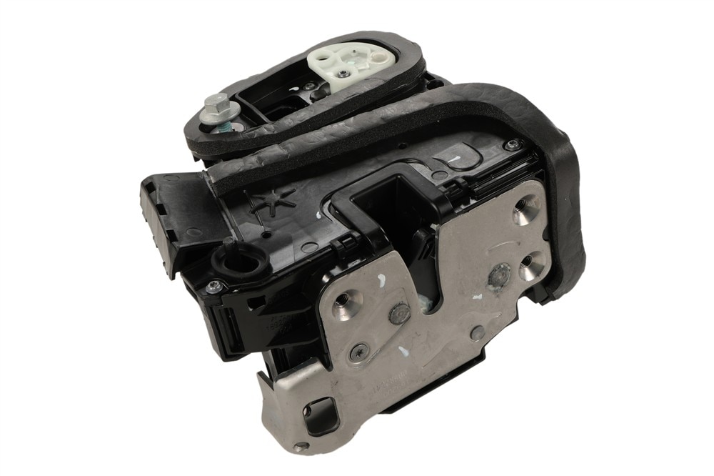 GM Genuine Parts Rear Passenger Side Door Latch