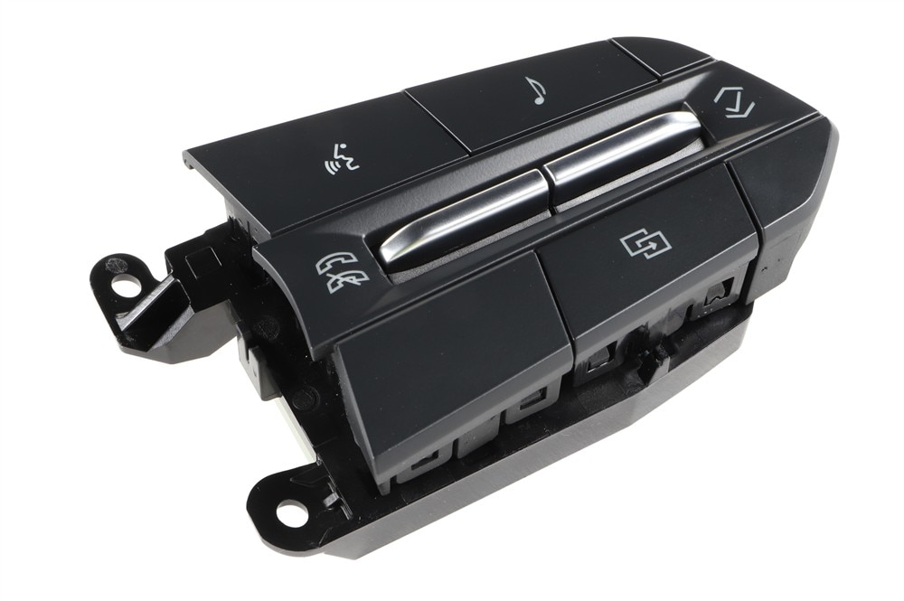 GM Genuine Parts Backen Black Passenger Side Radio Control Switch