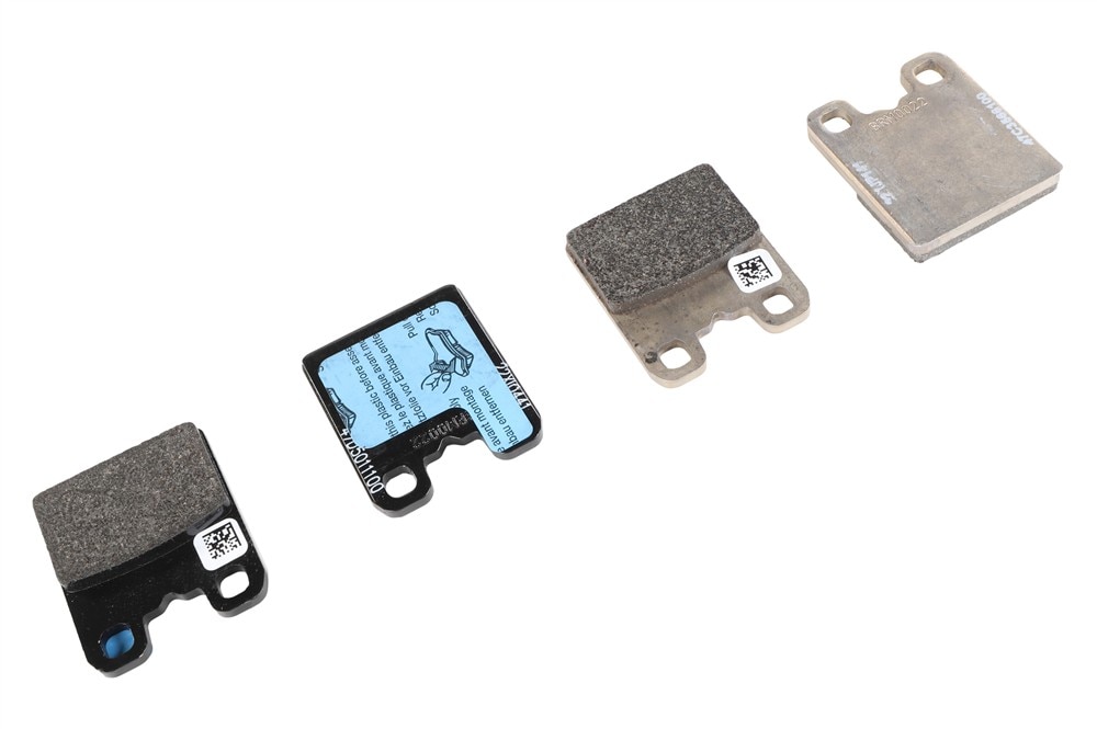 GM Genuine Parts Driver Side Parking Brake Caliper Pad Kit