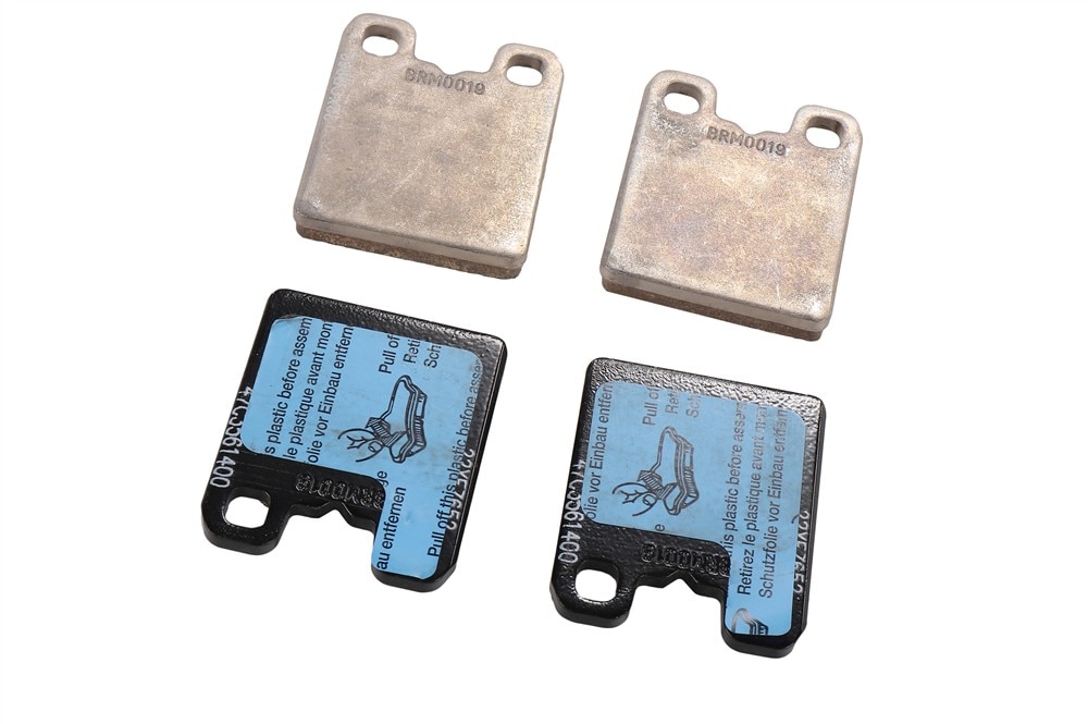 GM Genuine Parts Parking Brake Caliper Pad Set
