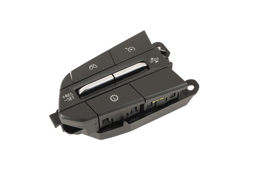 GM Genuine Parts Backen Black Driver Side Cruise Control Switch