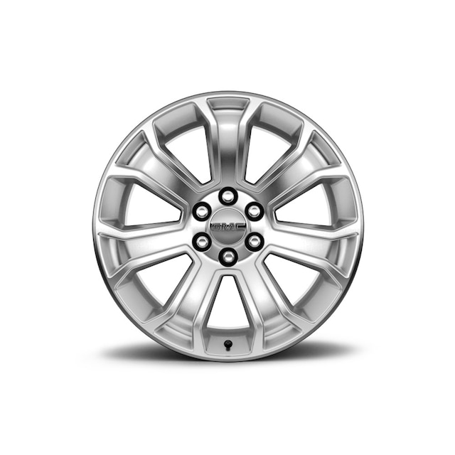 22x9-Inch Aluminum 7-Spoke Wheel in Silver