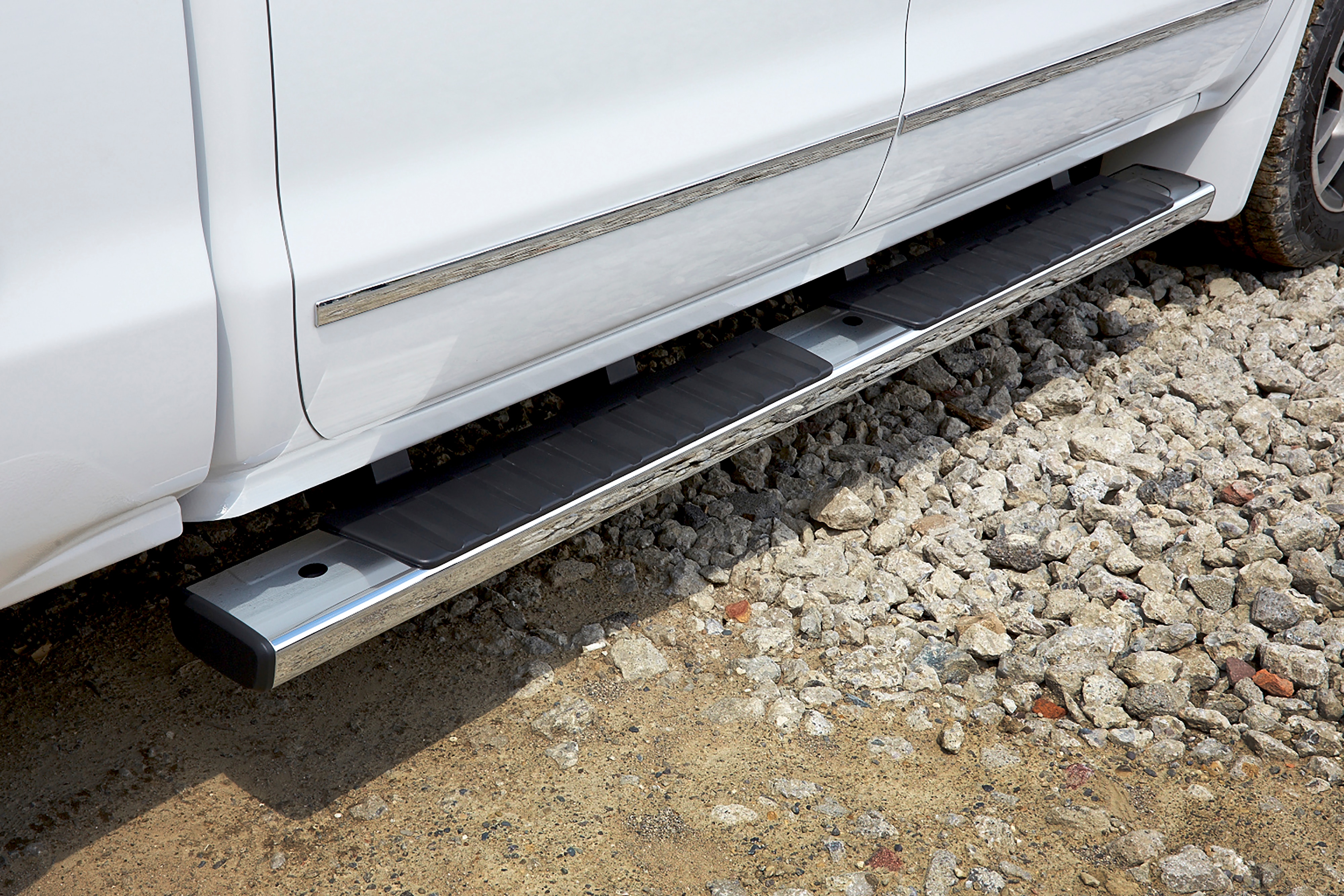 Molded Assist Steps in Chrome