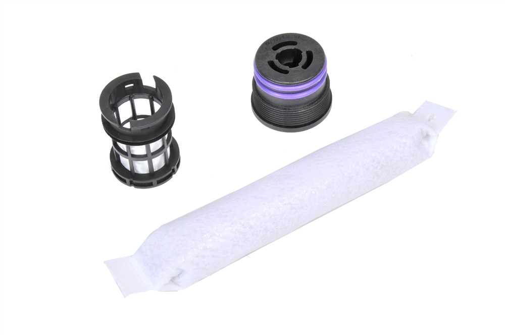 GM Genuine Parts Air Conditioning Receiver Drier Plug Kit with Seal, Desiccant, and Plug