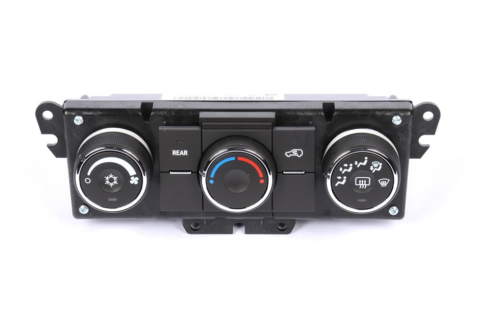 GM Genuine Parts Heating and Air Conditioning Control Panel