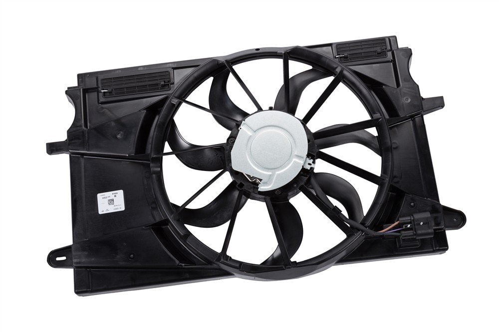 GM Genuine Parts Engine Cooling Fan Assembly with Shroud