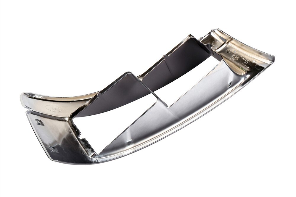 GM Genuine Parts Driver Side Head Lamp Bezel