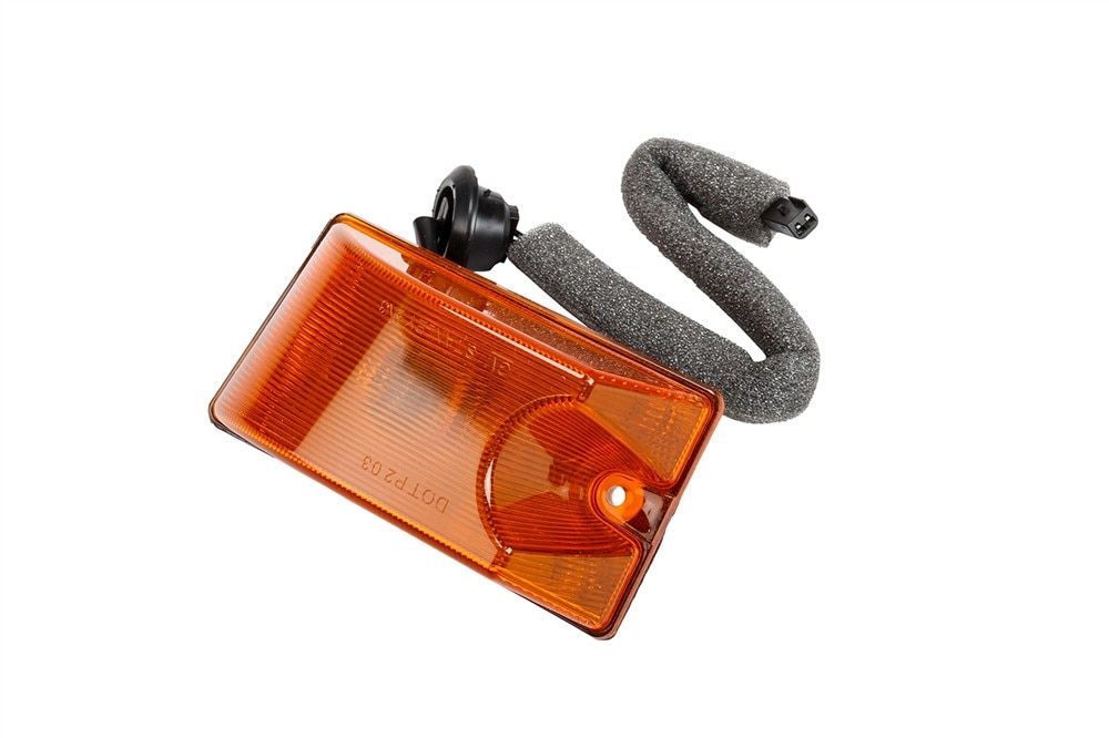 GM Genuine Parts Incandescent Passenger Side Roof Clearance Lamp