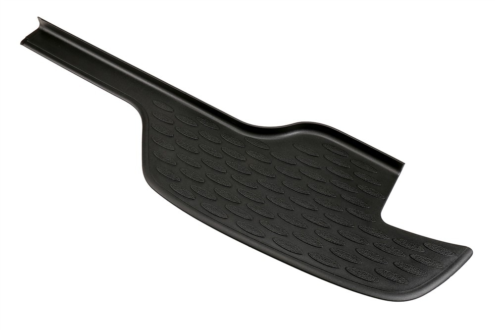 GM Genuine Parts Passenger Side Rear Bumper Step Pad
